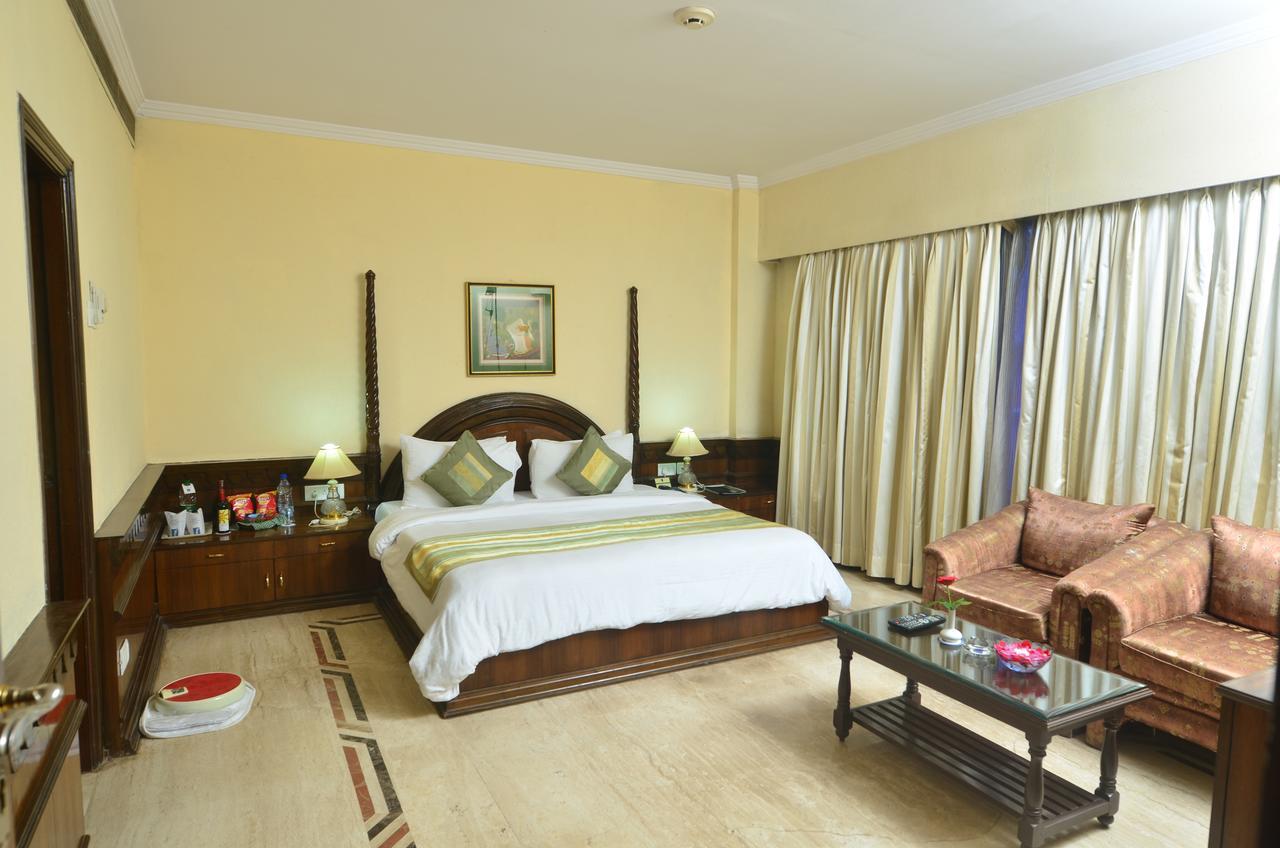 Empires Hotel Puri Ngoại thất bức ảnh